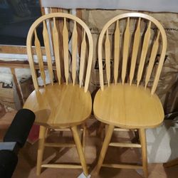 2 Bar Stools
