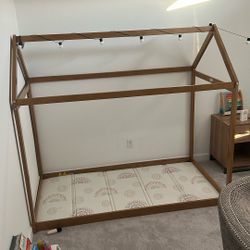 Toddler Floor Playhouse Twin Bed