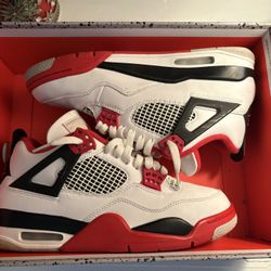 Jordan 4 