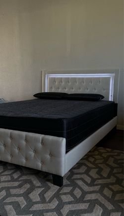 Tufted Upholstered Bed Frame with LED Headboard