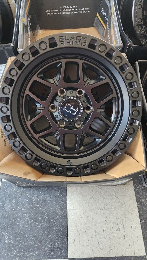 New Black Rhino KELSO WHEELS RIMS 17" 6X139.7MM Chevy Gmc Toyota 