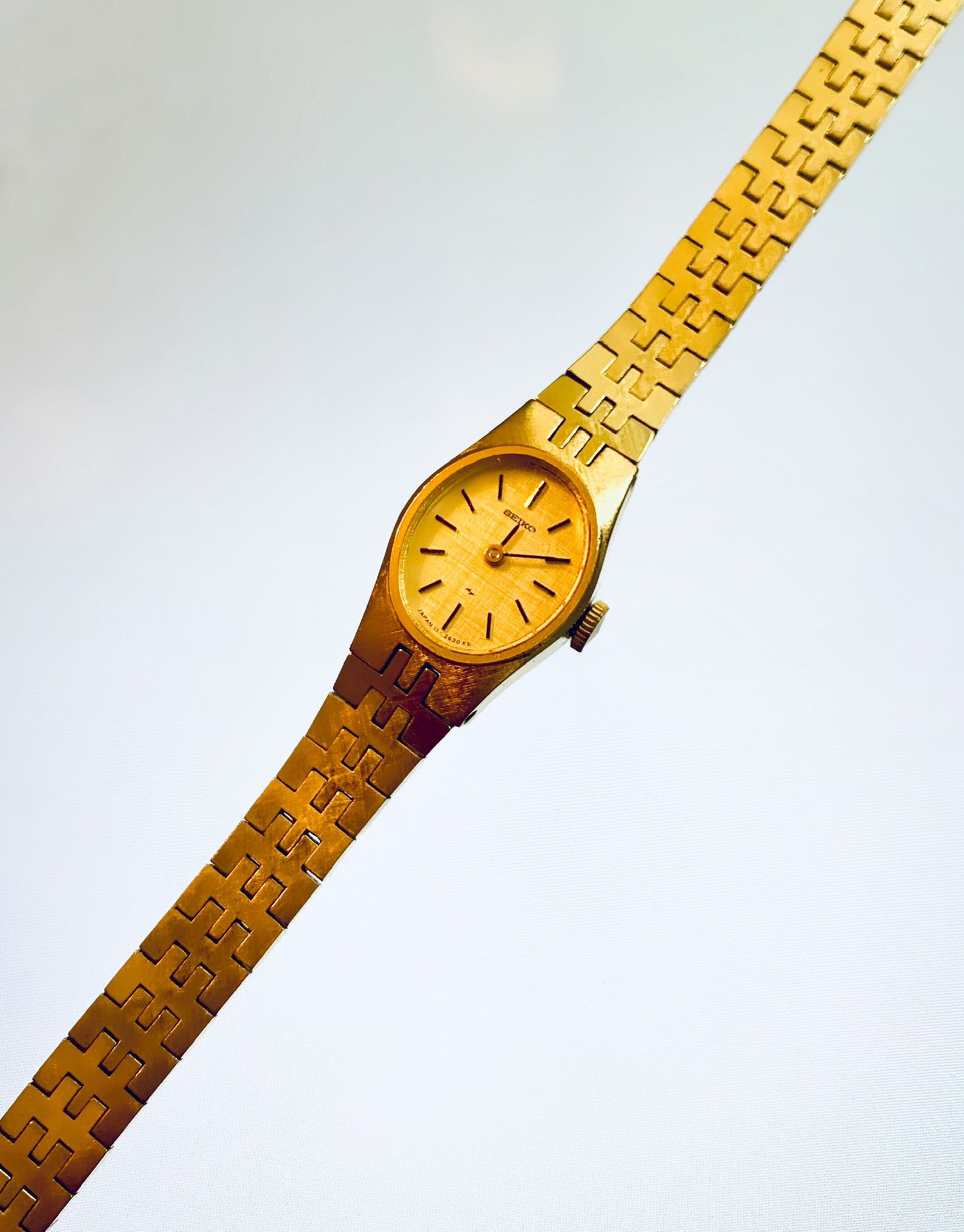 Ladies Vintage 1968 SEIKO Mechanical Wristwatch V.G. Cond. - RUNNING GREAT!
