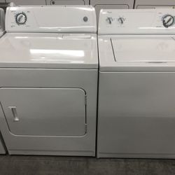 Matching Whirlpool Washer Dryer Set 