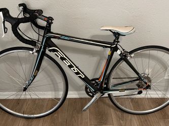 Felt ZW6 Carbon Fiber Road Bike – Great Condition