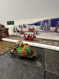 Department 56 Loading The Sleigh