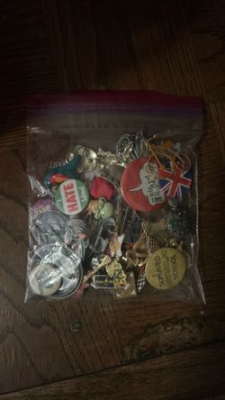 Old pins and buttons