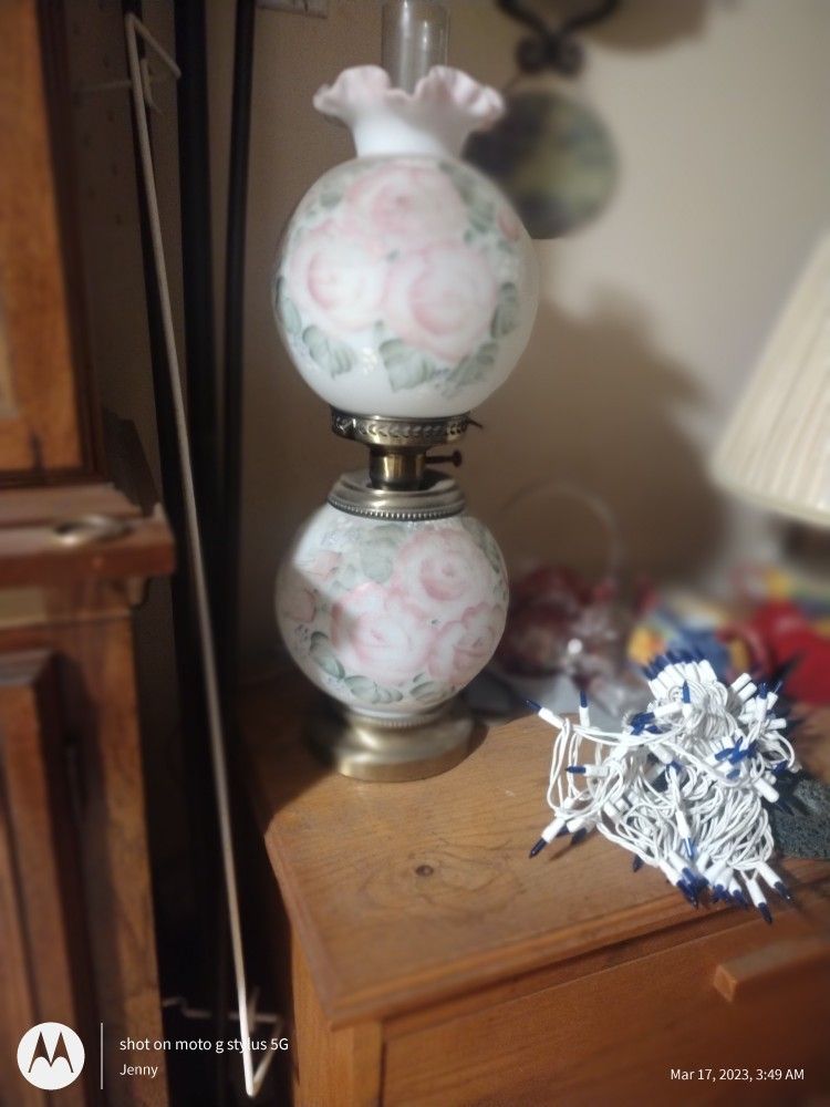 Gone With The Wind, Fenton Hand-painted, Lamp Signed By Emerson.