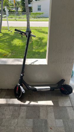 Scooter. Mega WHEELS