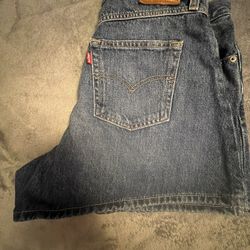 Women’s Levi’s Shorts