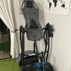 Like New FitSpine LX9 Teeter