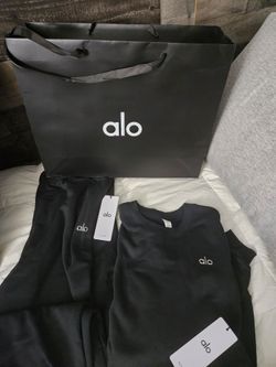 ALO YOGA BRAND NEW WITH TAGS - ACCOLADE SWEATPANT 2XL and ACCOLADE CREW NECK PULLOVER XL -UNISEX- SAVE $$$