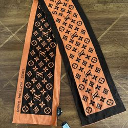 Scarf louis Vouiton 