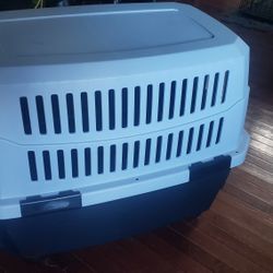 Dog Kennel, Medium, Wheels 