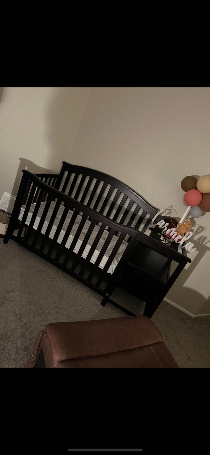 Baby Crib With Changing Table And 2 Drawers