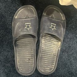 Dallas Cowboys Men’s Size 11 Slides 