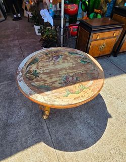 Vintage Italian Florentine-Style Coffee Table – Beautiful Natural Patina