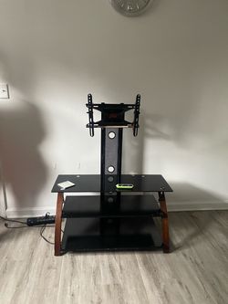 TV Stand/Mount