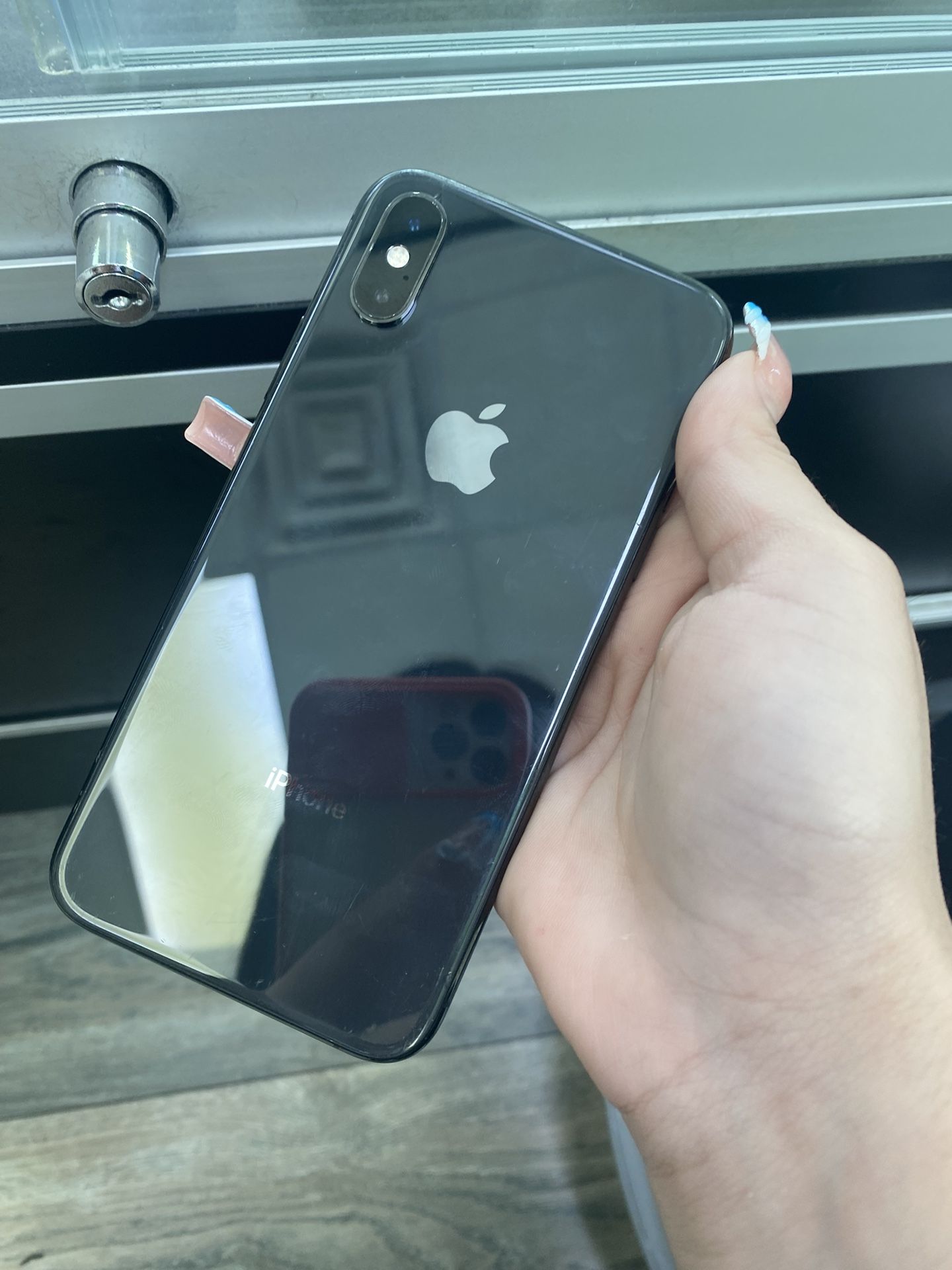 IP XS MAX