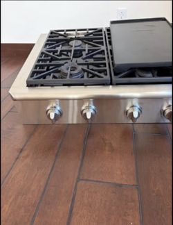 Dacor 48″ 6-Burner Cooktop