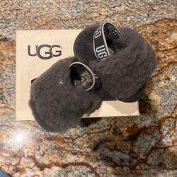 Mini UGGs extra small