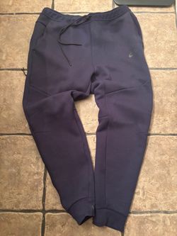 Nike tech sweatpants