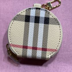 Wallets, Hats, Cardholders, Keychains, Cases 