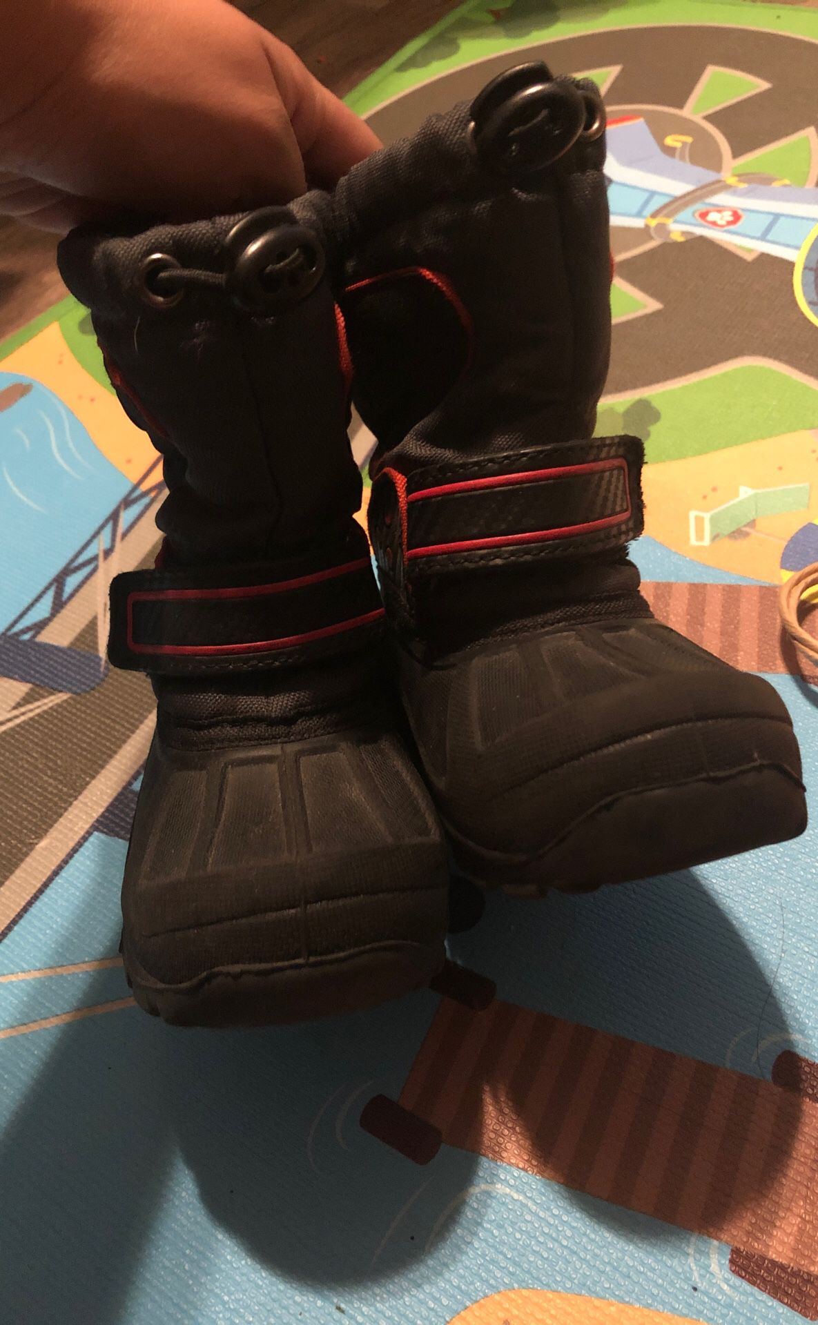 Snow boots for toddler