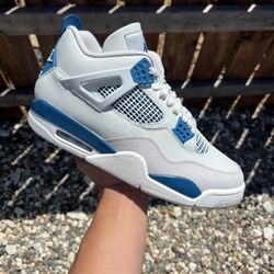 Jordan 4 Military Blue (Size 6.5Y, 7Y, 9.5, 10, 10.5, 11, 12, 13)