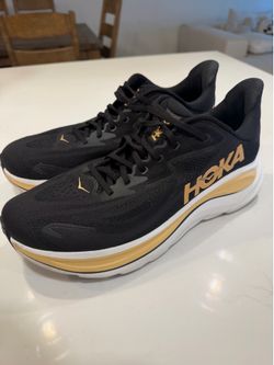 Hoka men shoes size 13