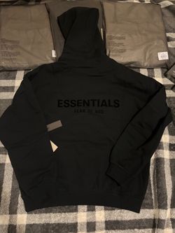 NEW ESSENTIALS BLACK HOODIE