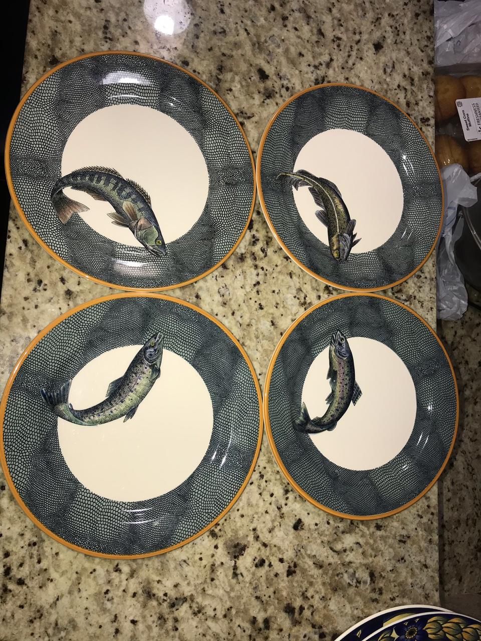 Williams Somnia Angler Salad Plate - Fish Scale Border, Fish Vary