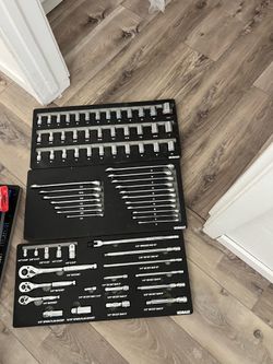 KOBOLT 303 pc. Socket Set