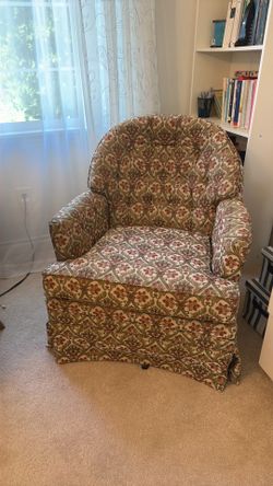 Comfortable Floral Glider Chair – Reading Chair