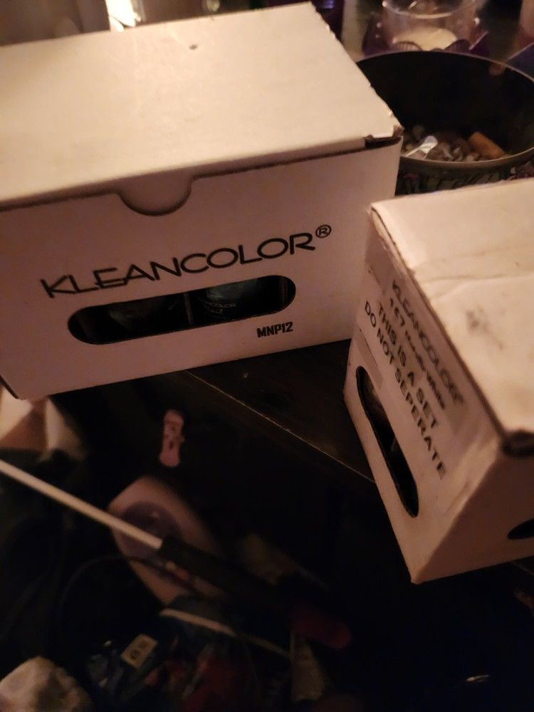 Kleancolor Polish.
