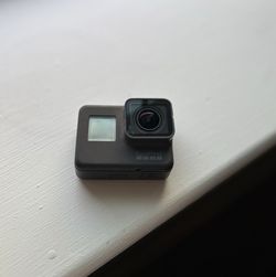 GoPro Hero 5 Black + Full Accessories Bundle