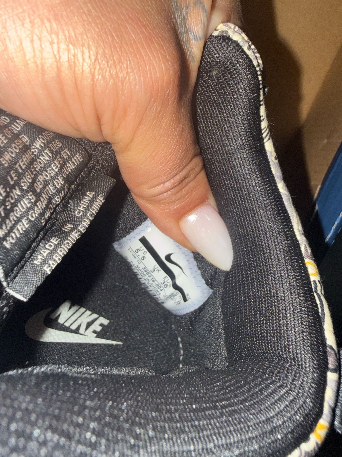 Nike 5.5
