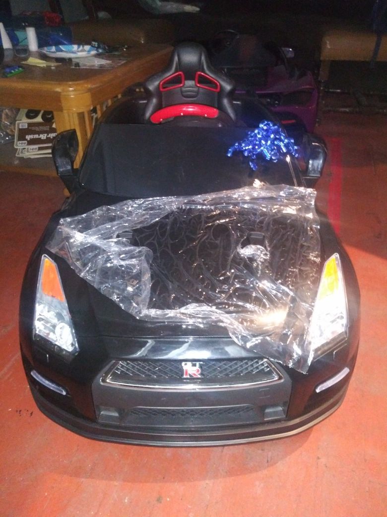 Power Wheel Nissan GTR for Sale in Pico Rivera, CA OfferUp