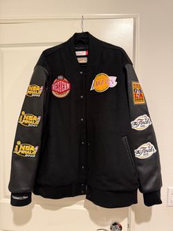 Mitchell and ness Lakers championship jacket