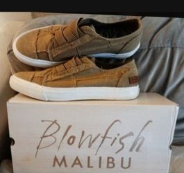 NEW- BLOWFISH GOLD SLIP ON SHOES