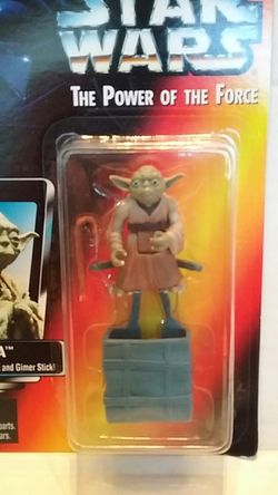 Kenner 1995 STAR WARS POWER OF THE FORCE Yoda Action figure