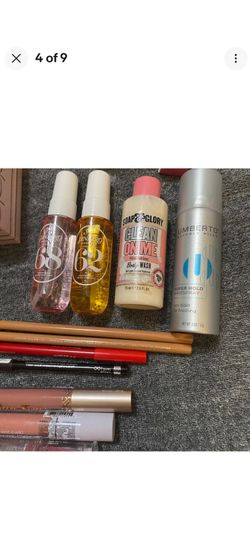 Reserved 30+ Piece High-end Makeup Bundle For Oliver 