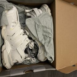 Balanciaga Tracks White