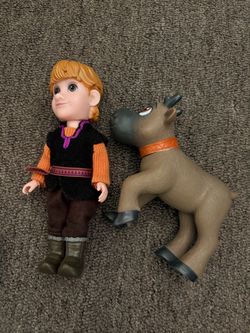 Disney Frozen 2 petite Kristoff and Sven dolls