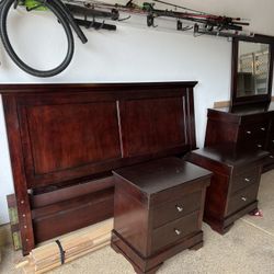 King Bedroom Set 
