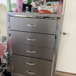 Clothes Drawers