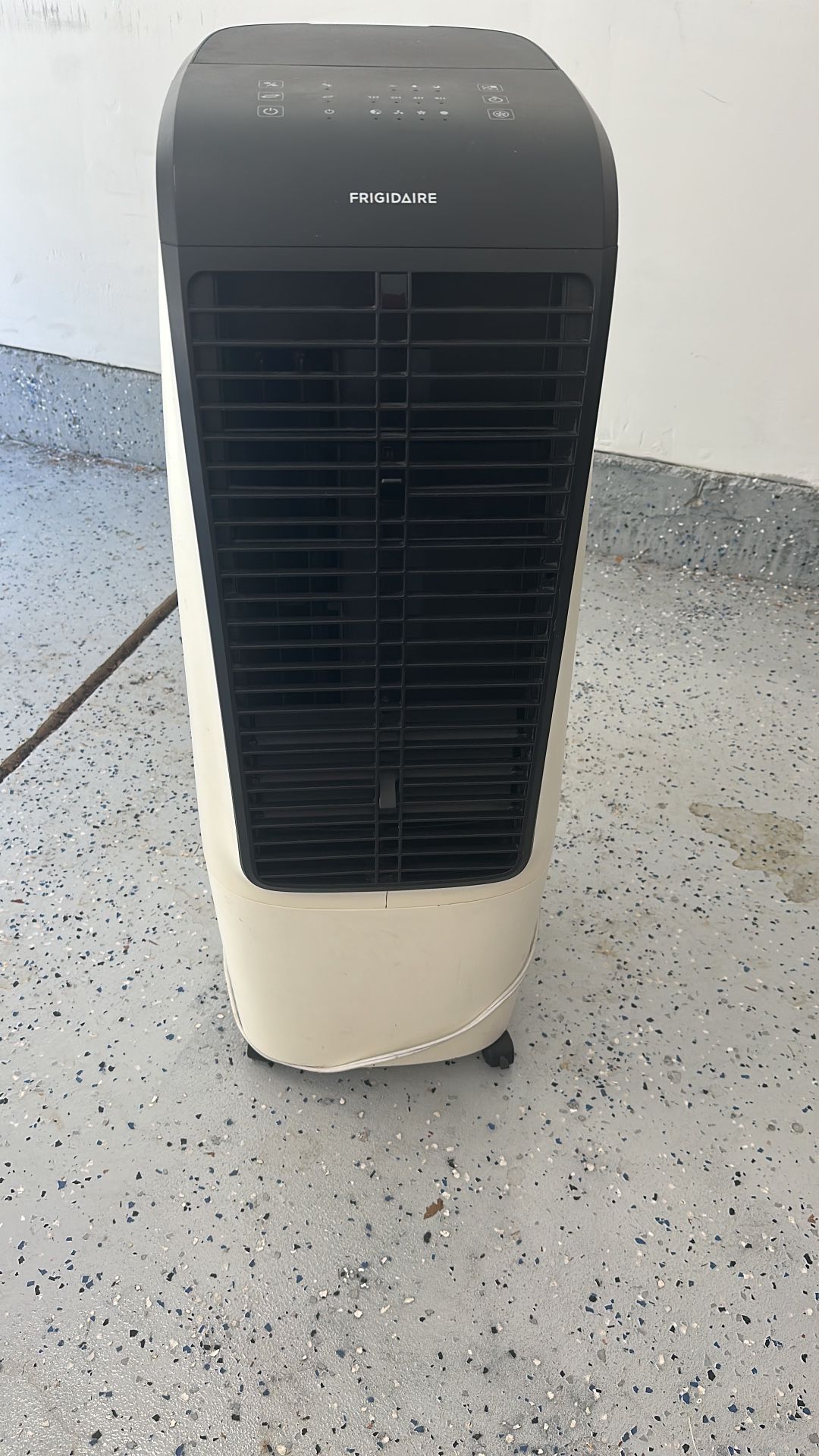 Frigidaire portable evaporative air Conditioner