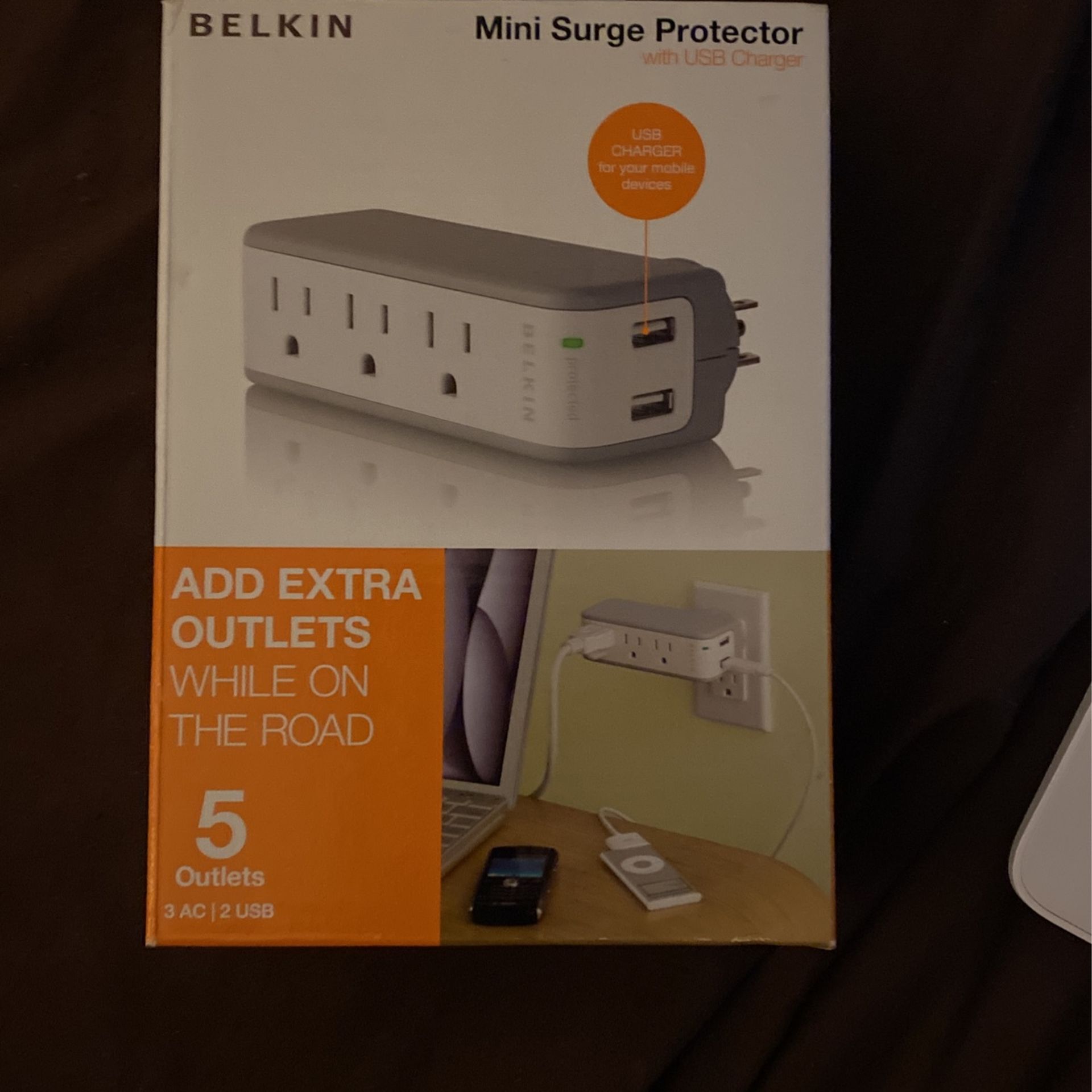 Belkin Wall mount Surge Protector With USB Ports