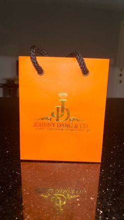 Johnny Dang gift bag