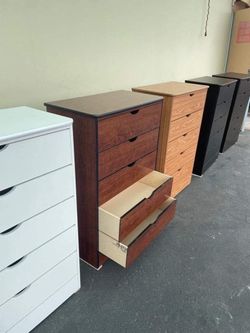 Dresser 5 drawers