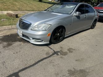 Mercedes S550 Parting Out 2011 